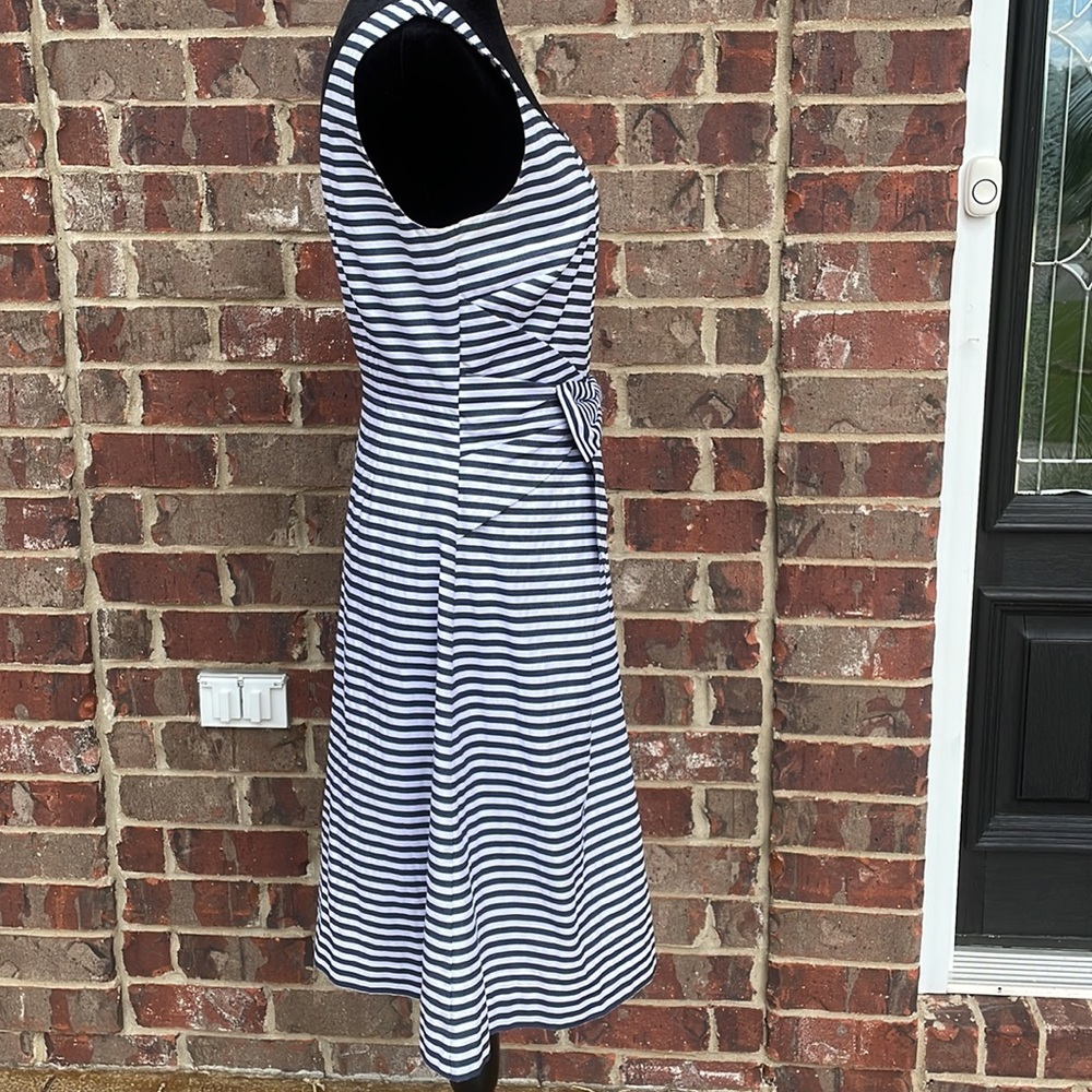 Kate Spade ♠️ Dress - Picture 5 of 10